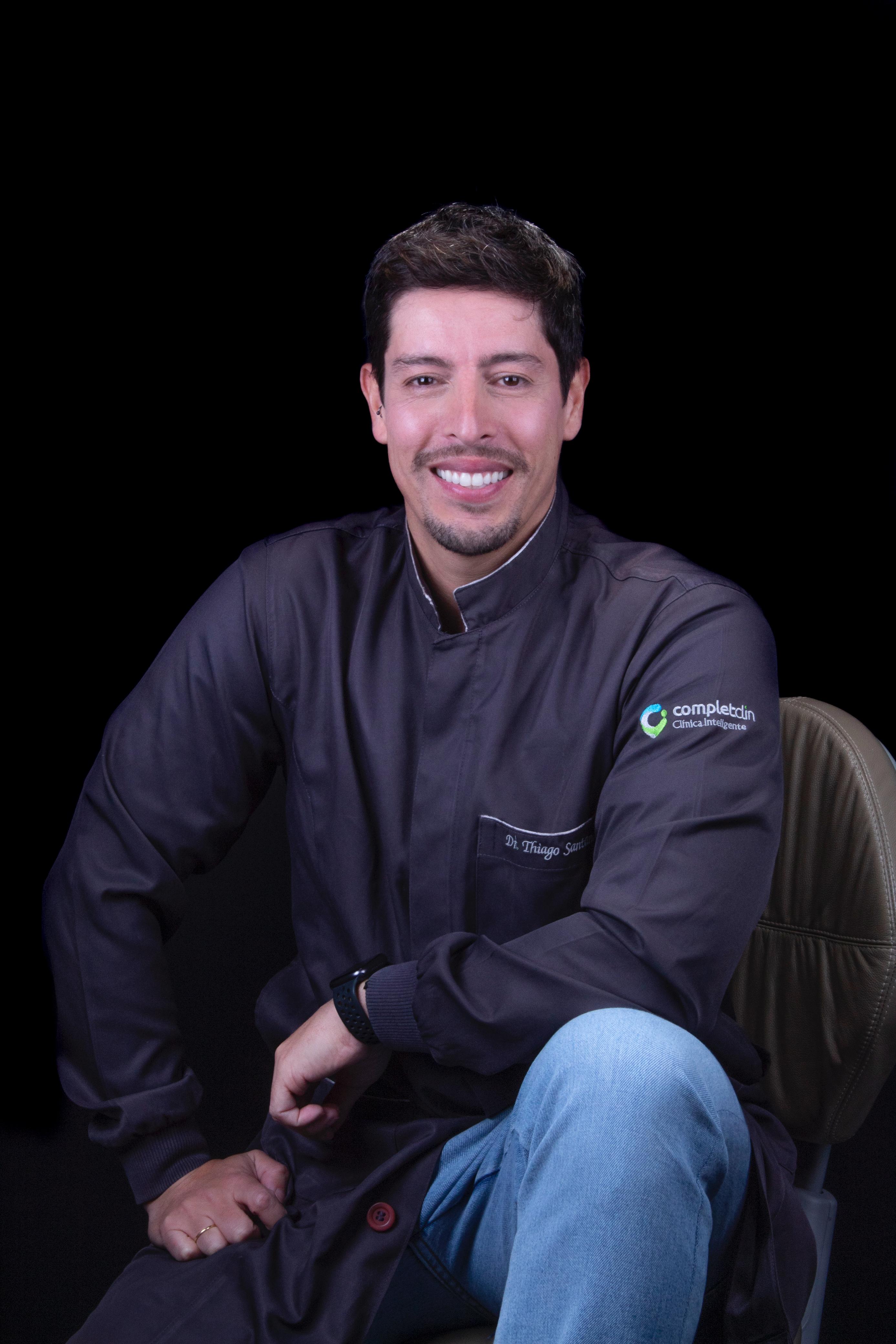 Dr. Thiago Santana de Oliveira – CRO-SP 107838